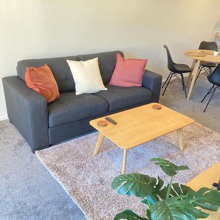 כרייסטצ'רץ' Cheerful 2 Bedroom Townhouse In Addington! מראה חיצוני תמונה