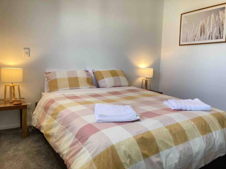 כרייסטצ'רץ' Cheerful 2 Bedroom Townhouse In Addington! מראה חיצוני תמונה