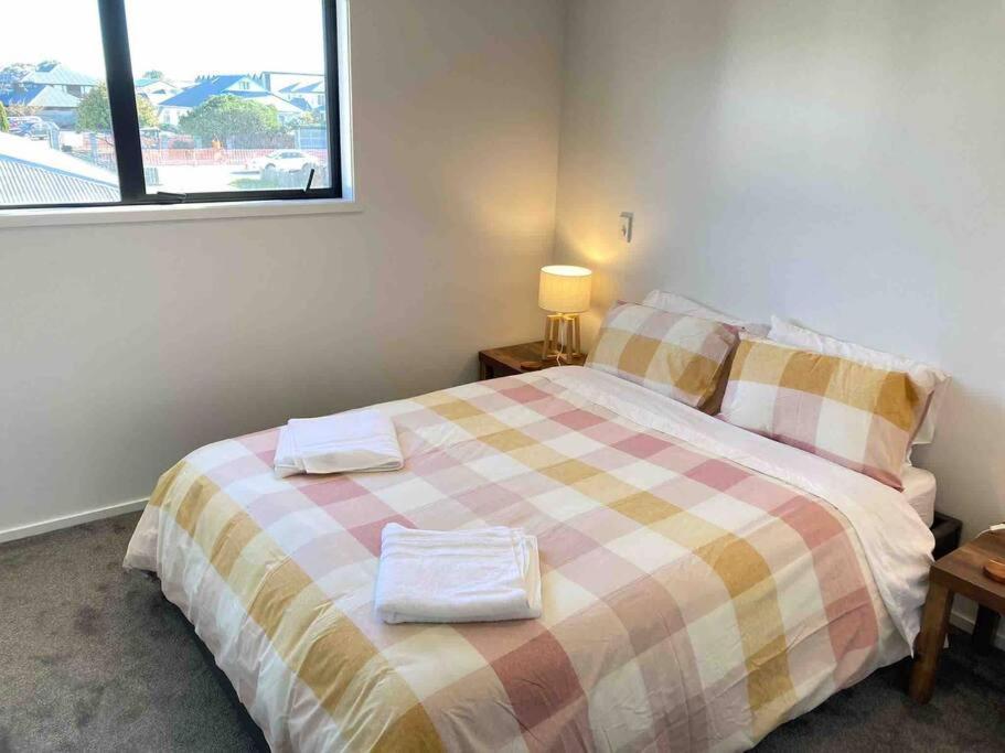 כרייסטצ'רץ' Cheerful 2 Bedroom Townhouse In Addington! מראה חיצוני תמונה